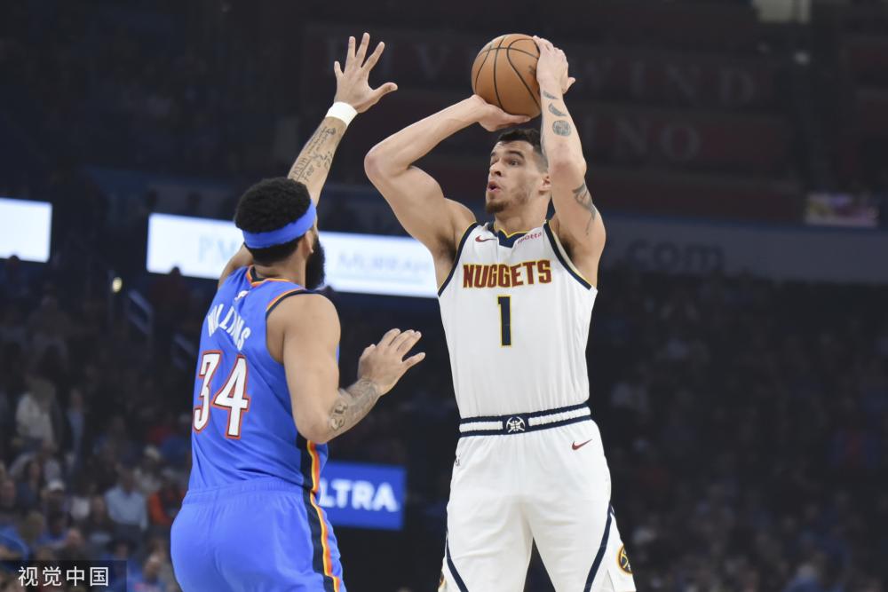 背后折射出 背后折射出